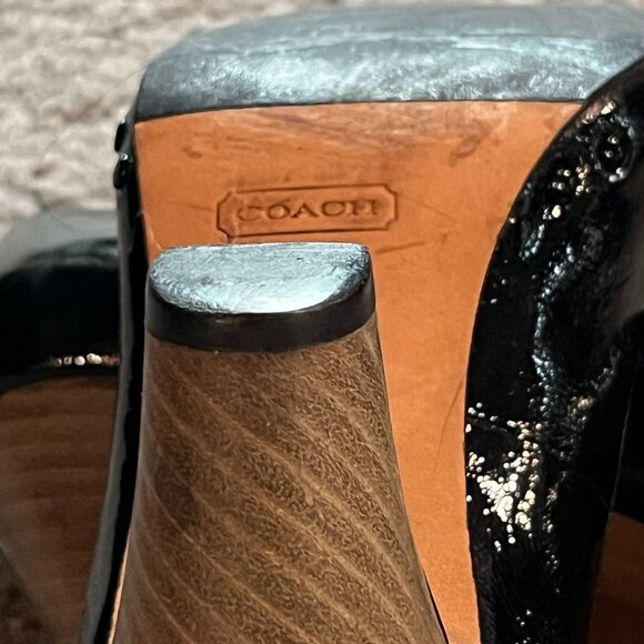 COACH HANNAH PEEP-TOE BLACK PATENT LEATHER PUMPS SILVER LOGO HARDWARE -EUC- 7.5B - Picture 13 of 13